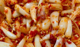 剁椒腌藠头的做法（剁椒鱼头腌制方法）