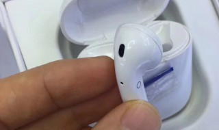 苹果电脑怎么连接蓝牙耳机（苹果电脑怎么连接蓝牙耳机被拒绝是为什么）