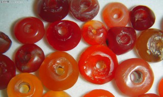 战国红玛瑙是什么（战国红玛瑙是什么岩石）