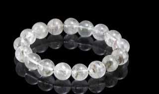 白水晶的功效与作用有哪些（白水晶的功效与作用有哪些好处）