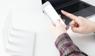 苹果手机图标隐藏了怎么恢复 苹果手机图标隐藏了怎么恢复出厂设置