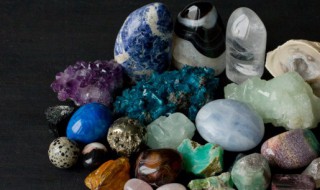 如何挑选海蓝宝 如何挑选海蓝宝手镯