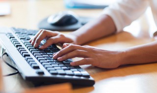 机械键盘灯光怎么切换（rapoo机械键盘灯光怎么切换）