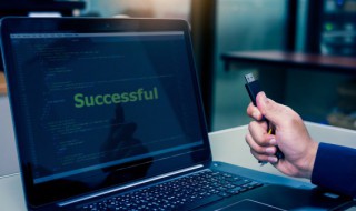 联想小新键盘灯怎么开 联想小新键盘灯怎么开关