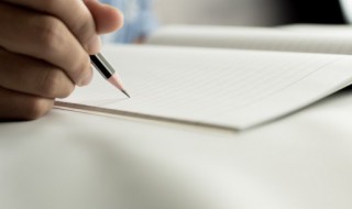 或异二者之为何哉翻译（予尝求古仁人之心或异二者之为何哉翻译）