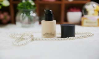 阿玛尼粉底液真假鉴别 阿玛尼粉底液真假鉴别图