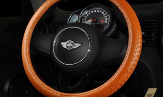 宝马mini的防盗喇叭在哪里(宝马mini怎么按喇叭)