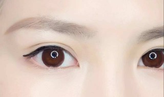 每天画眼线对眼睛有伤害吗(每天画眼线的坏处)