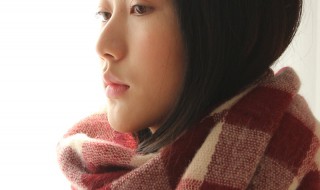 怎么围围巾好看又简单（怎么围围巾好看又简单视频）