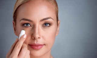 快速去掉熊猫眼 快速去掉熊猫眼的方法