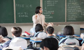 中心体倍增在什么时期（中心体是间期哪个阶段加倍的）