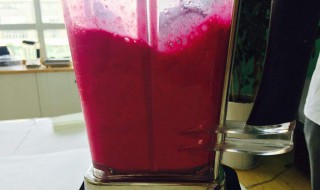 破壁机能做鲜榨果汁吗（破壁机能做鲜榨果汁吗窍门）