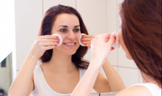 皂基洗面奶可以卸妆吗 皂基洗面奶可以卸妆吗?