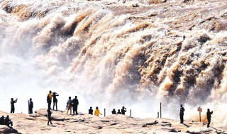 壶口瀑布运用了什么修辞手法 壶口瀑布运用了什么修辞手法