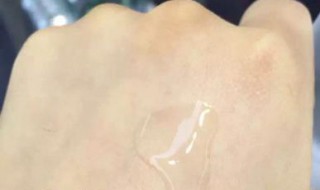 爽肤水正确用量该是多少(爽肤水要用多少适量)