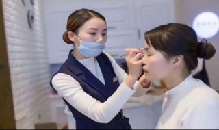 高光棒和卧蚕笔是什么（卧蚕和高光笔有什么区别）