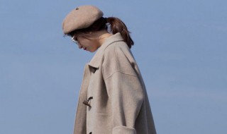 燕麦色大衣配什么毛衣（燕麦色大衣配什么毛衣图片）