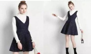 背心裙可以搭配v领内搭吗 v领背带裙上衣怎么搭