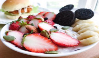 晚上肚子饿不能吃什么 晚上肚子饿可以吃点什么