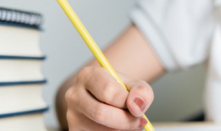 经典句子爱情句句穿心（爱情句句扎心的句子）