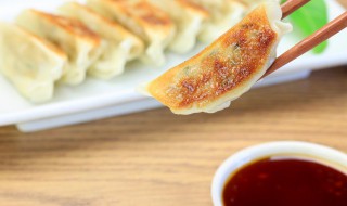 煎水饺的家常做法（煎水饺的家常做法大全）