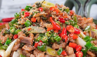 麻辣尖椒鸡的家常做法（尖椒鸡的做法 最正宗的做法）