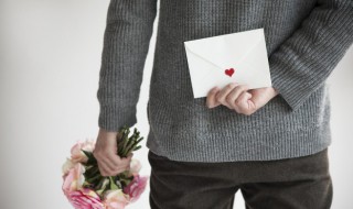 超级扎心的爱情句子（很扎心的爱情句子）