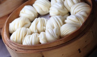 双色花卷怎么做（双色花卷怎么做?）