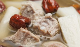 排骨汤怎么做好吃（清炖排骨汤怎么做好吃）