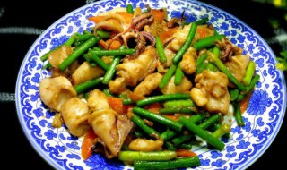 海兔炒蒜苔教程（海兔炒蒜苔教程视频）