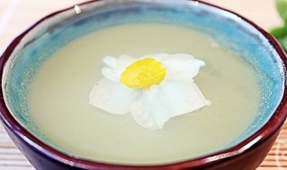 双层抹茶冻教程 抹茶奶冻卷