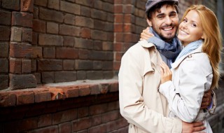 男生风衣搭配衣服技巧 男生风衣搭配衣服技巧图解