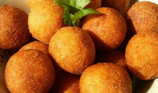炸红薯丸步骤(炸红薯丸怎么做好吃)