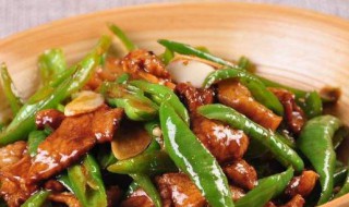 尖椒小炒肉步骤（小肉炒尖椒的做法）