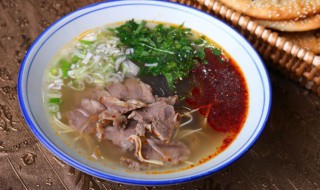 牛肉炖汤怎么做好吃（牛肉炖汤怎么做好吃又简单）