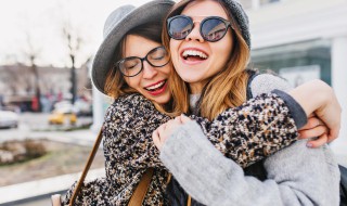 闺蜜回家了舍不得句子 闺蜜回家了舍不得说说