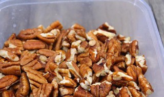 焦糖碧根果的做法(焦糖果仁简单做法)