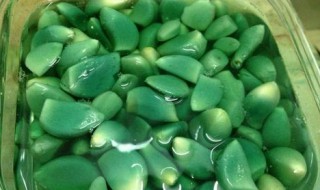 制作腊八蒜的正确方法（腊八蒜制作过程窍门）