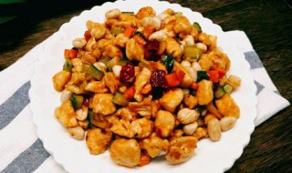 宫保鸡丁怎么做才嫩不腥（宫保鸡丁怎么做比较嫩）