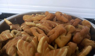过年的油炸果怎么做才好吃(过年的油炸果怎么做才好吃窍门)