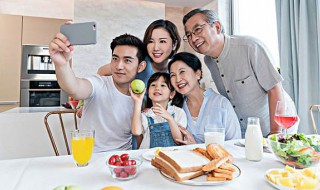 描写父母的爱的句子简短的（关于描写父母的爱的句子）