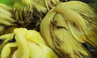 家庭酸菜腌制方法(家庭酸菜腌制方法大全)