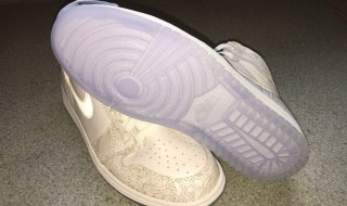 白鞋氧化解决方法（白鞋底氧化怎么办）