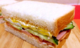 杂蔬蟹柳煎蛋三明治（蟹柳火腿煎蛋）