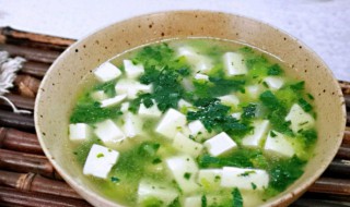 蛋饺青菜汤怎么做 青菜饺子汤的做法大全