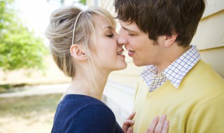 恋爱情话最暖心短句文字 恋爱情话最暖心短句文字图片