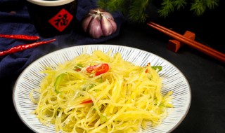 如何做好吃的炒土豆丝呢（如何做好吃的炒土豆丝呢图片）
