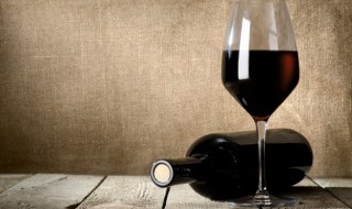 起泡葡萄酒怎么开（起泡葡萄酒怎么开瓶）