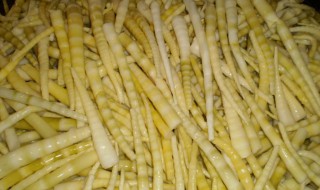 泡椒酸笋的腌制方法及功效(泡椒酸笋怎么腌制方法)