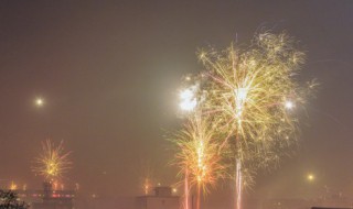 除夕夜发朋友圈的句子 除夕夜发朋友圈的句子2021